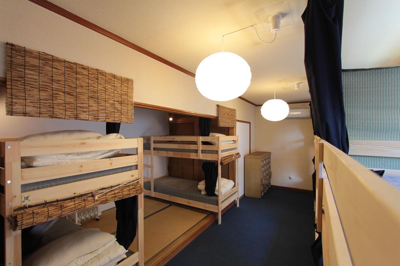 Tsuruya Guesthouse Hiroshima Exteriör bild