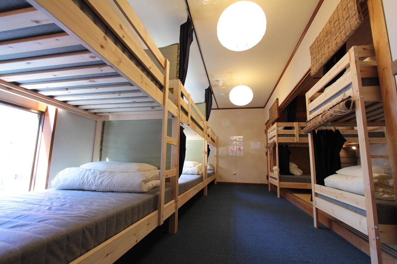 Tsuruya Guesthouse Hiroshima Exteriör bild